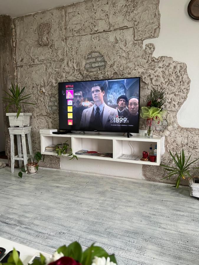 Mala Oaza Apartamento Čačak Exterior foto