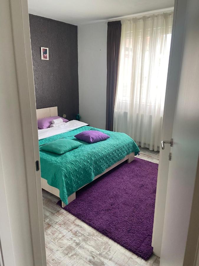 Mala Oaza Apartamento Čačak Exterior foto